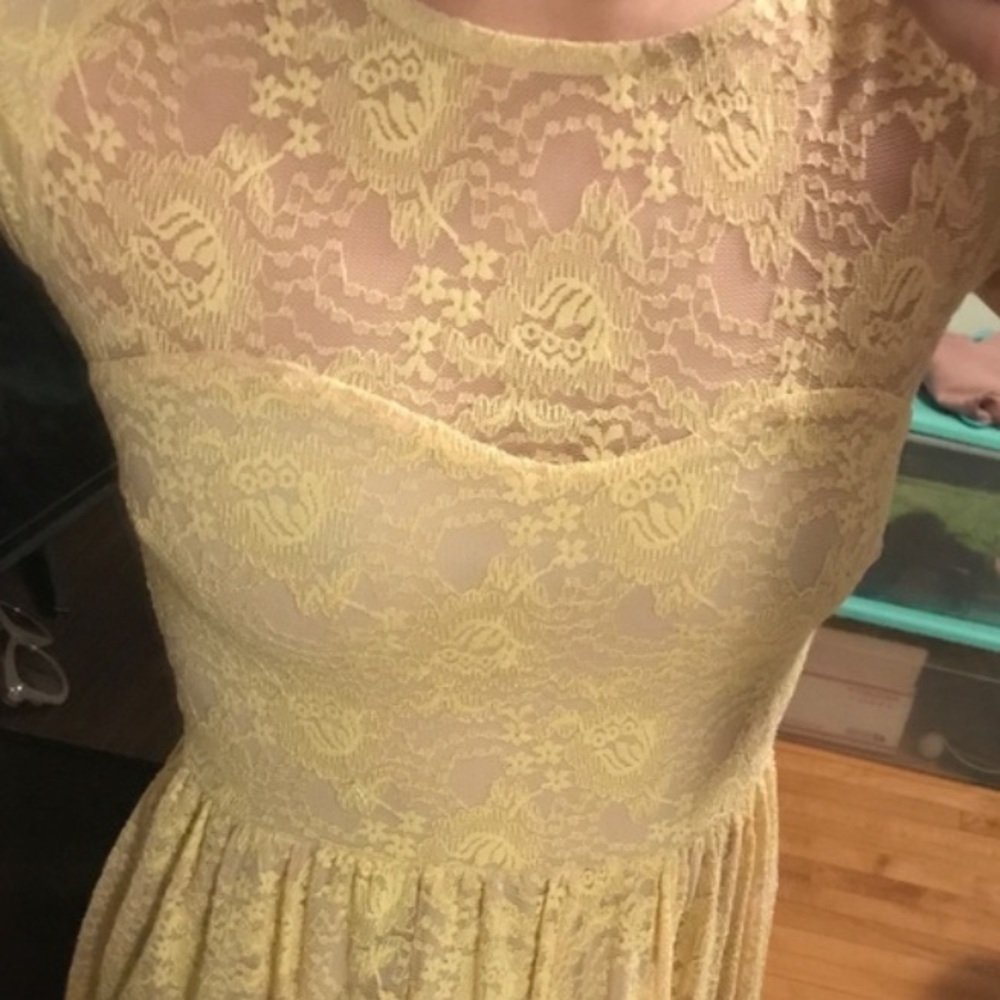 ♣️ 3/$20 Finn & clover yellow lace handkerchief dress - Picture 8 of 8